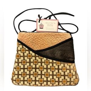 Crossbody Purse by Ally and Nettie